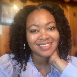 Meet your Posher, Lasherrie